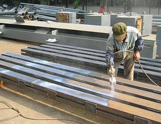 環氧富鋅底漆噴涂施工